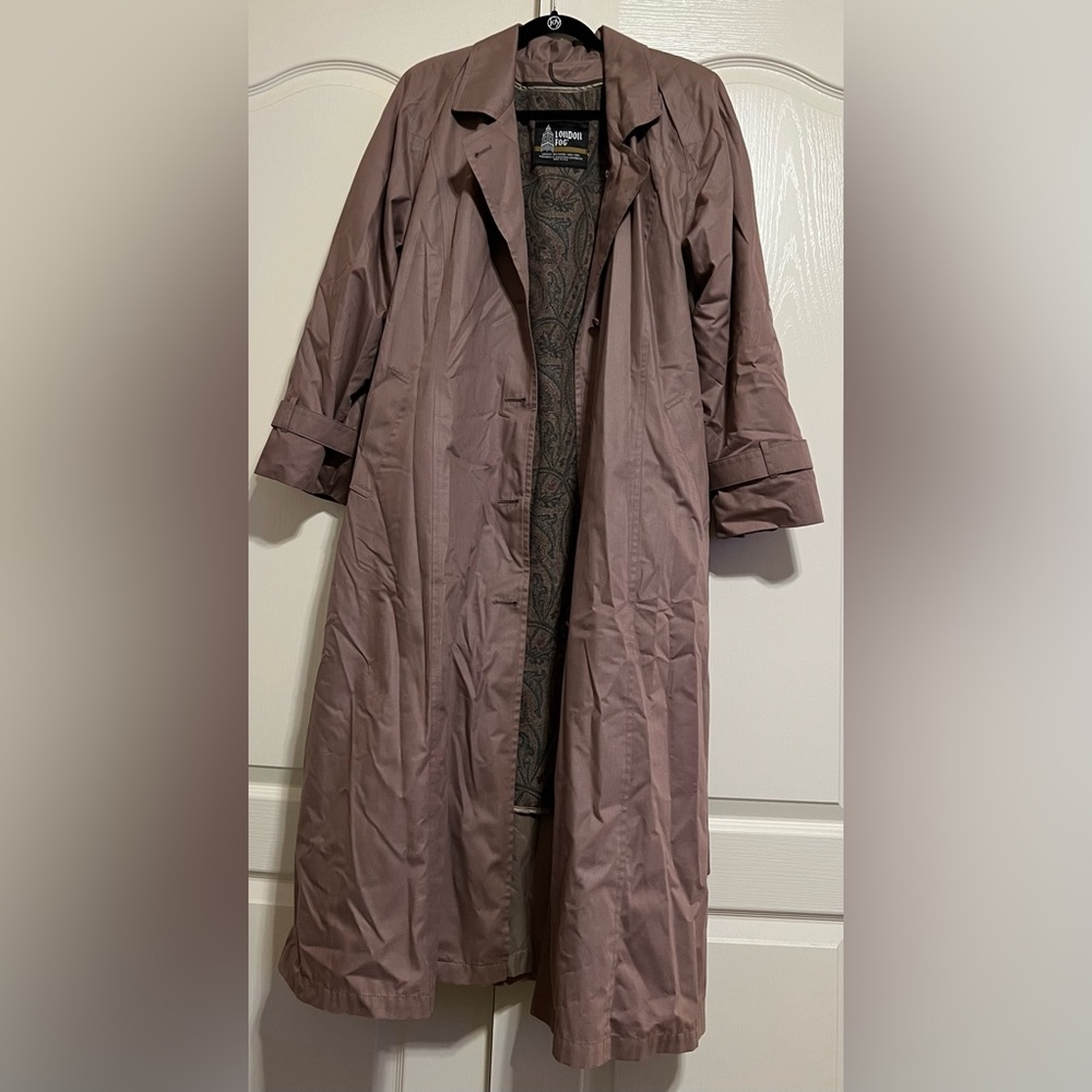 London Fog Women’s Tan Trench-coat Size 18 Regular